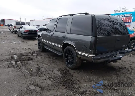 1999 Chevrolet Tahoe Ls из США, поврежденный, VIN 1GNEK13RXXJ521335